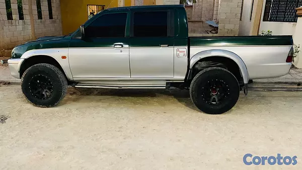 camiones y vehiculos pesados - Mitsubishit  10