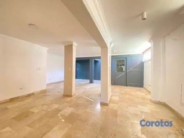 casas - casa de tres hab con baños y estudio . con jacuzzi en su jardín en  US 3,300 11