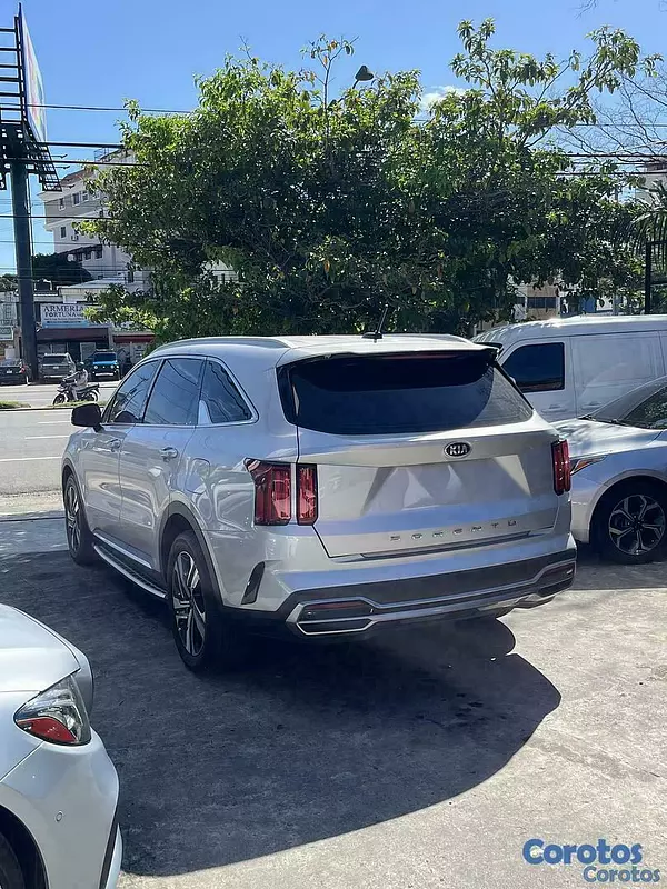 jeepetas y camionetas - Kia Sorento Luxury 2021 8