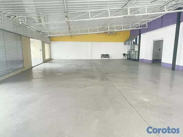 oficinas y locales comerciales - Nave comercial con showroom  7