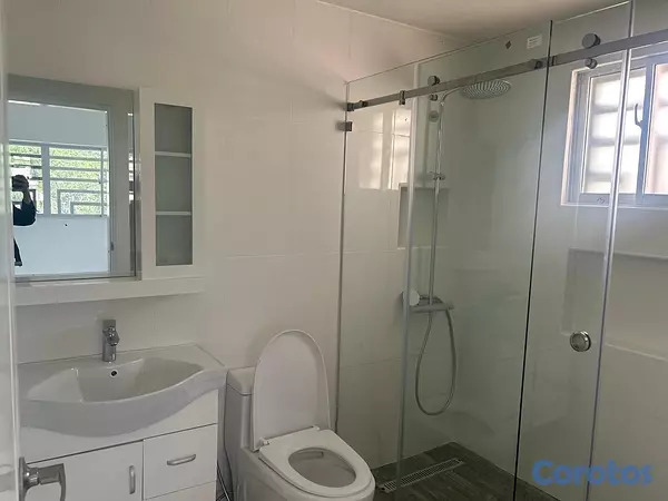 casas - Vendo Casa en Arroyo Hondo, Santo Domingo Distrito Nacional  7