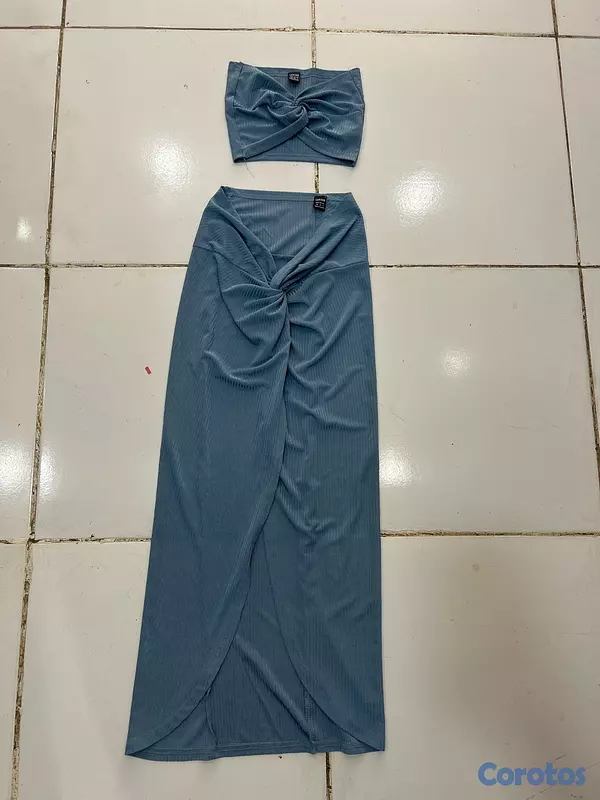ropa para mujer - Venta de Caja de Ropa de Hombre y de Mujer incluye zapatos , tenis , Tacones  2