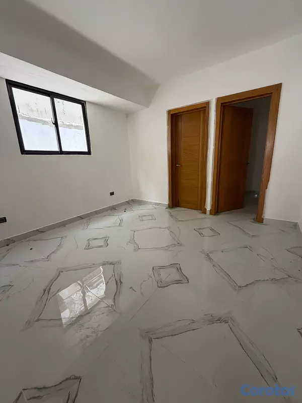 apartamentos - venta de apartamento primer piso con patio súper grande autopista de san Isidro  12
