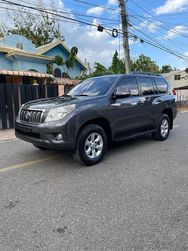 jeepetas y camionetas - Toyota land cruicer prado txl 2012 3