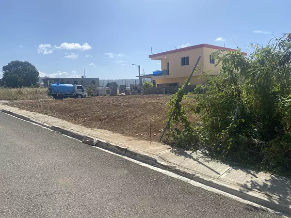 solares y terrenos - solar pequeño en residencial  3