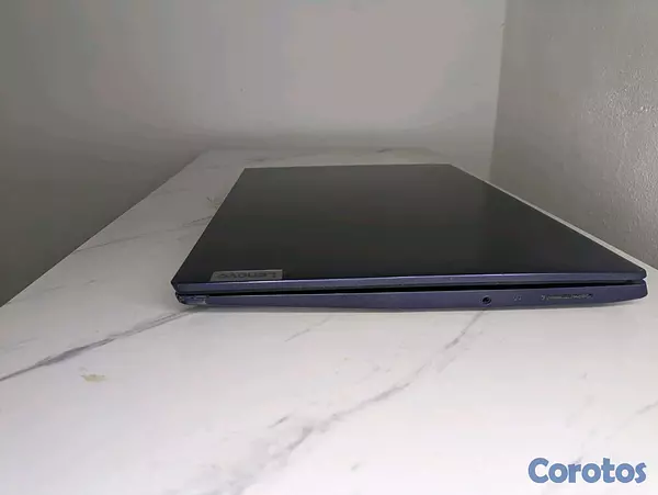 computadoras y laptops - LAPTOP LENOVO IDEPAD 3  8