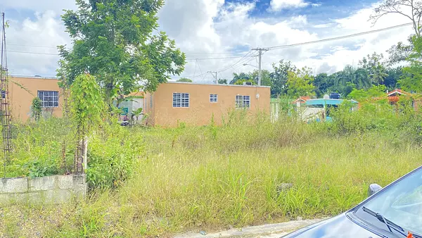 solares y terrenos - vendo solar de 150 metros en Santo Domingo Norte  6