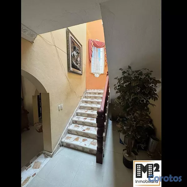 casas - Hermosa casa de 6 habitaciones en santo domingo es 5