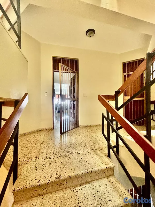 apartamentos - Apartamento de 2h en el embajador  2