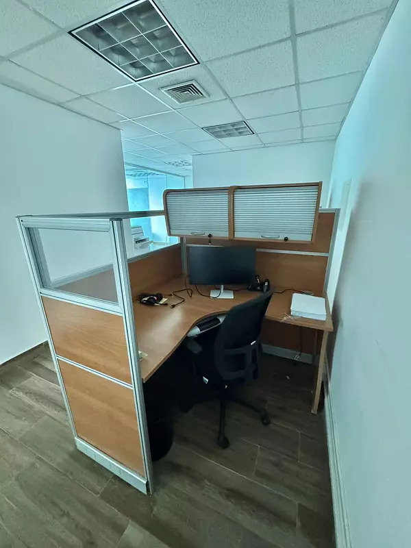 oficinas y locales comerciales - Alquilo Oficina Corporativa en La Esperilla 9