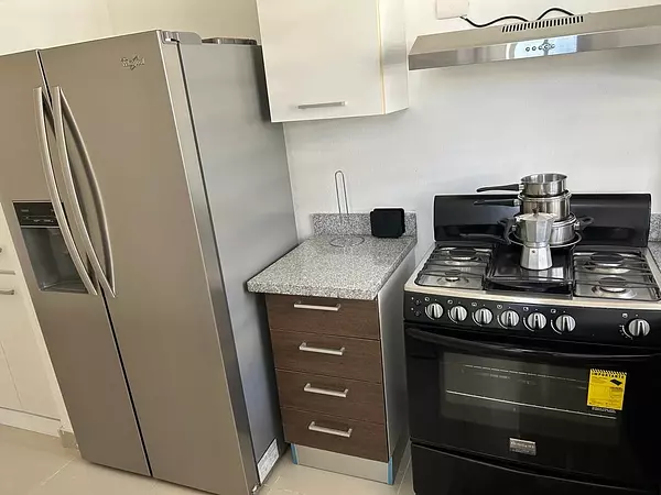 apartamentos - Naco
Totalmente amueblado
Piso 8
2 habs 
2.5 baños
Estudio
US$ 1200 9