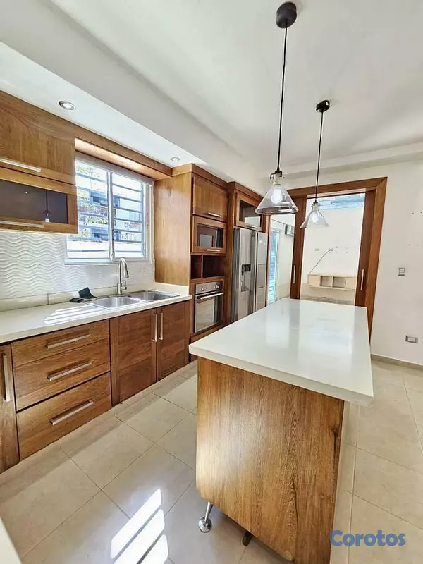 casas - CASA EN RENTA EN LAS CARMELITAS SANTIAGO 5