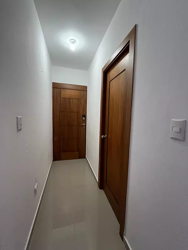apartamentos - Hermoso Apartamento 2do Nivel en Los Alamos  6