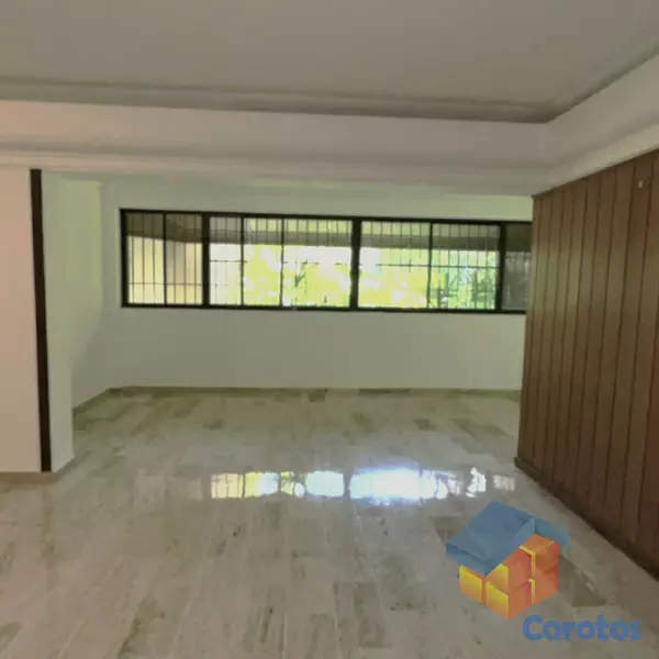 apartamentos - Apto. Alquiler La Serrallés 4