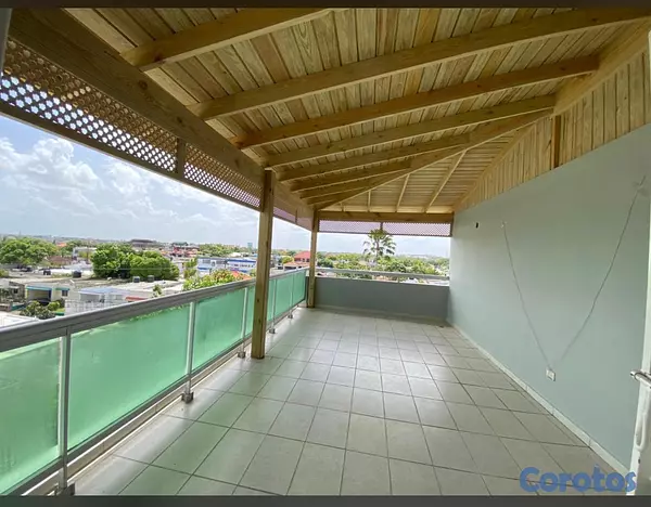 penthouses - Venta de apartamento en buenas condiciones  4