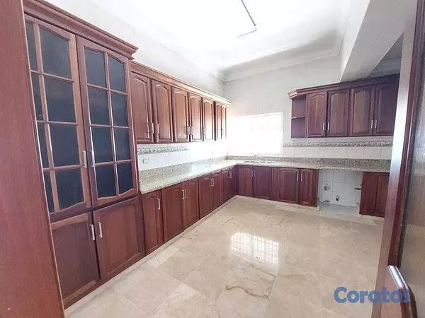 apartamentos - Apartamento en alquiler en Bella Vista de Cinco habitaciones 6