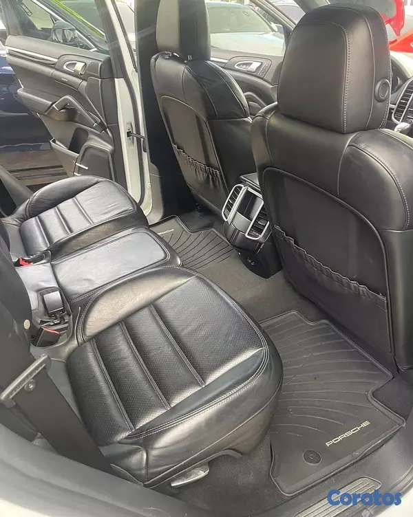 jeepetas y camionetas - PORSCHE CAYANNE 2017 5