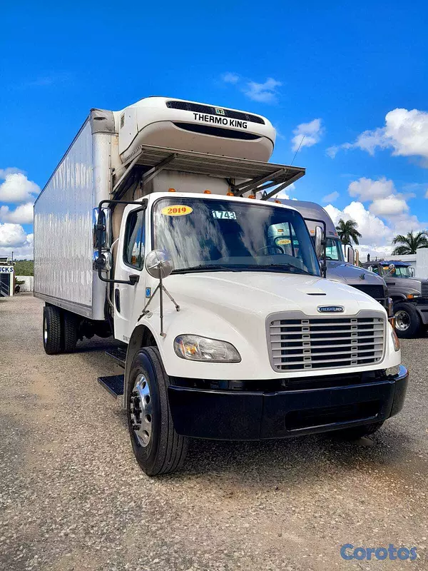 camiones y vehiculos pesados - FREIGHTLINER M2 106 AÑO 2019 4