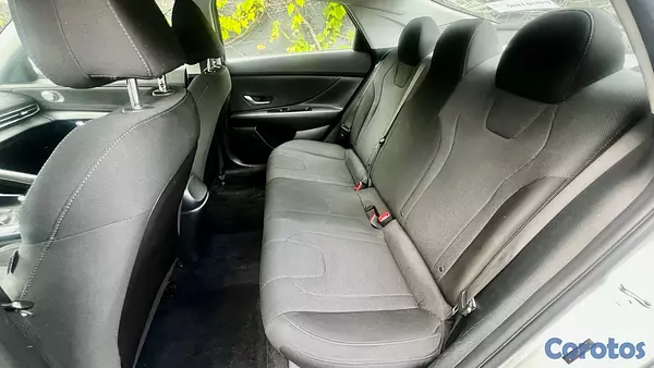 carros - Hyundai Elantra SE 2022 7