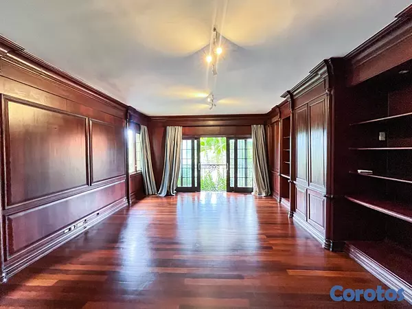 casas - Venta de Casa en Los Cacicazgos  8