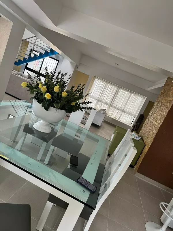 apartamentos - Amplio apartamento en venta con excelente ubicación, Bella Vista 
RD$22,500,000
 6