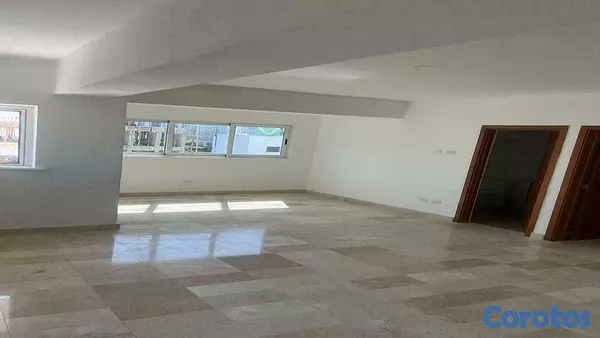 apartamentos - Un apartamento por piso en Serrallés 7