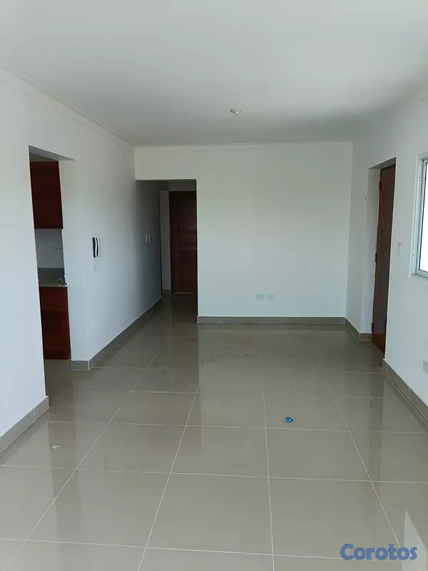 apartamentos - Vendo Apartamento de de 3 Habitaciones en Santo Domingo Este  3