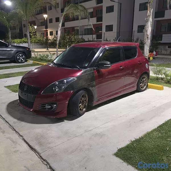 carros - Suzuki Swift SPORT en buenas condiciones tiene fue 7