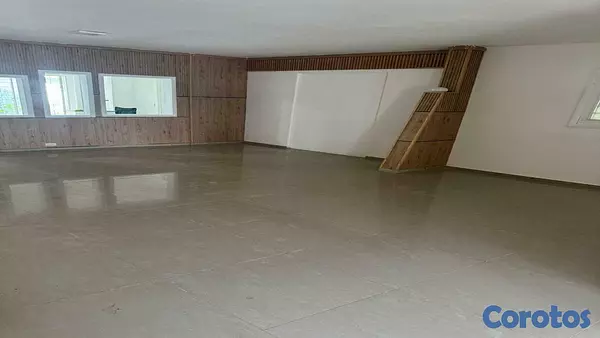 oficinas y locales comerciales - Local en el Millon de 120m2 mas 40 de patio 9