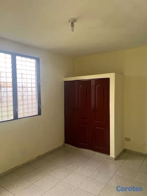 casas - CASA EN ALQUILER
 PARA VIVIENDA,NEGOCIOS
Y ALMACÉN,SANTO DOMINGO OESTE ALAMO 8