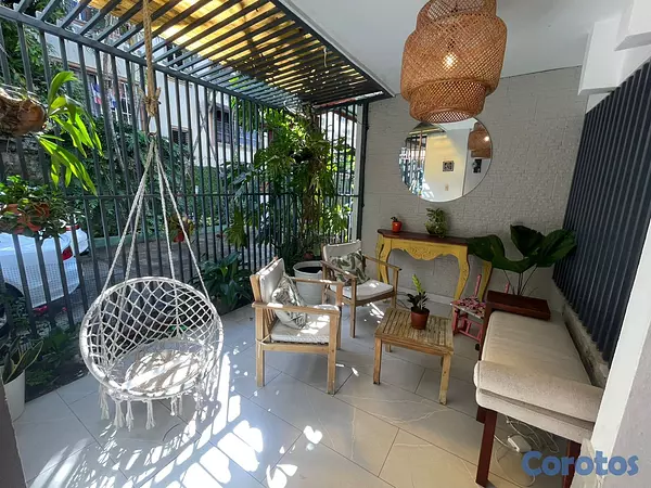 casas - Se vendé casa totalmente remodelanda en quisqueya 14