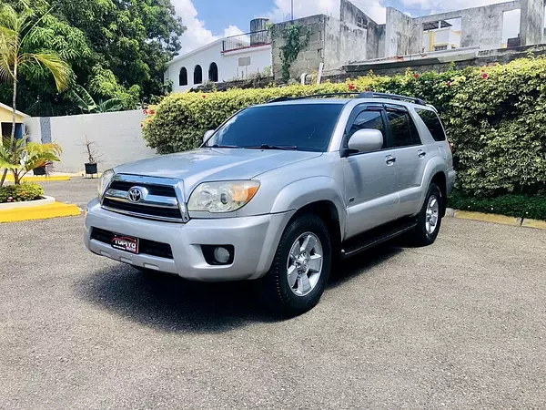 jeepetas y camionetas - toyota 4 runner de oportunidad  2