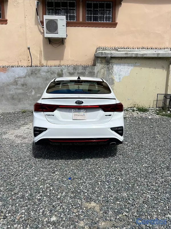 carros - kia forte GT  5