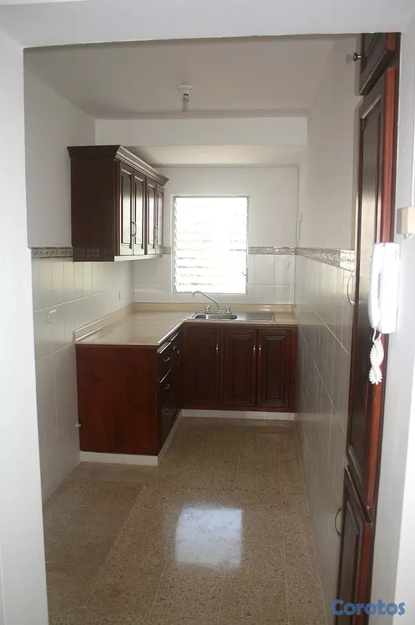 oficinas y locales comerciales - Alquilo local Comercial de 60 metros  Mts edif total de Oficinas  4