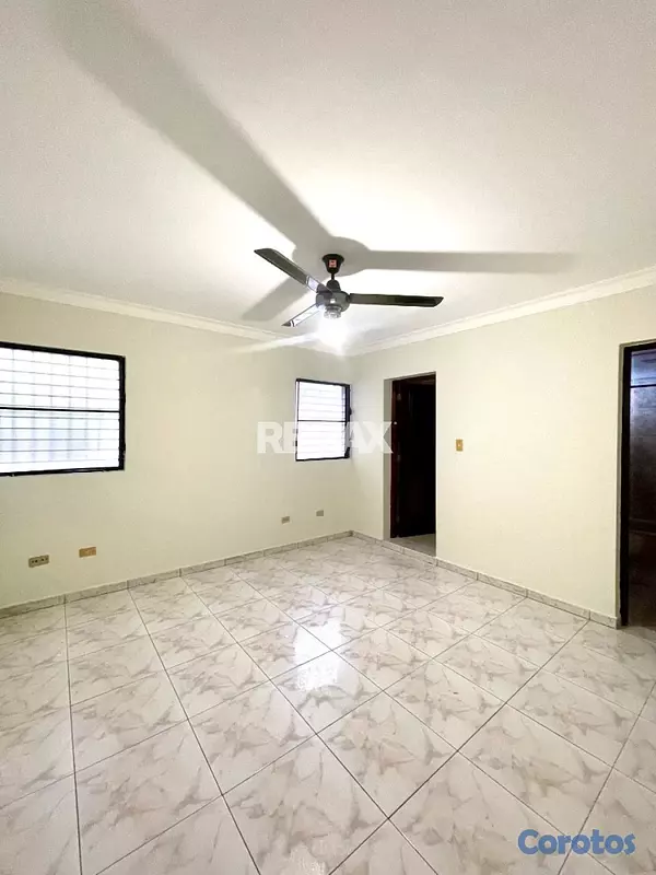 apartamentos - Apartamento en Alquiler en Evaristo Morales 9