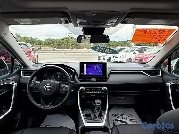 jeepetas y camionetas - Toyota RAV4 XLE Premium 2023 7