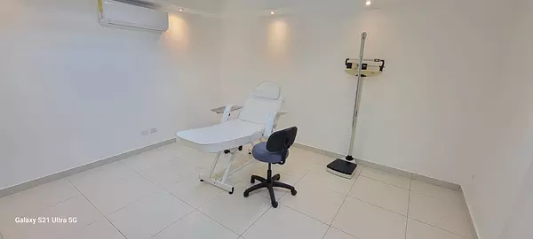 oficinas y locales comerciales - 🔵Alquilo Local comercial 1er piso  130 mts En Naco 
 3