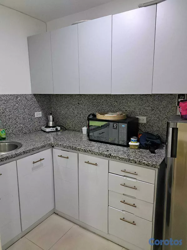 oficinas y locales comerciales - Alquilo Local para oficina  en la castellana  1er  8