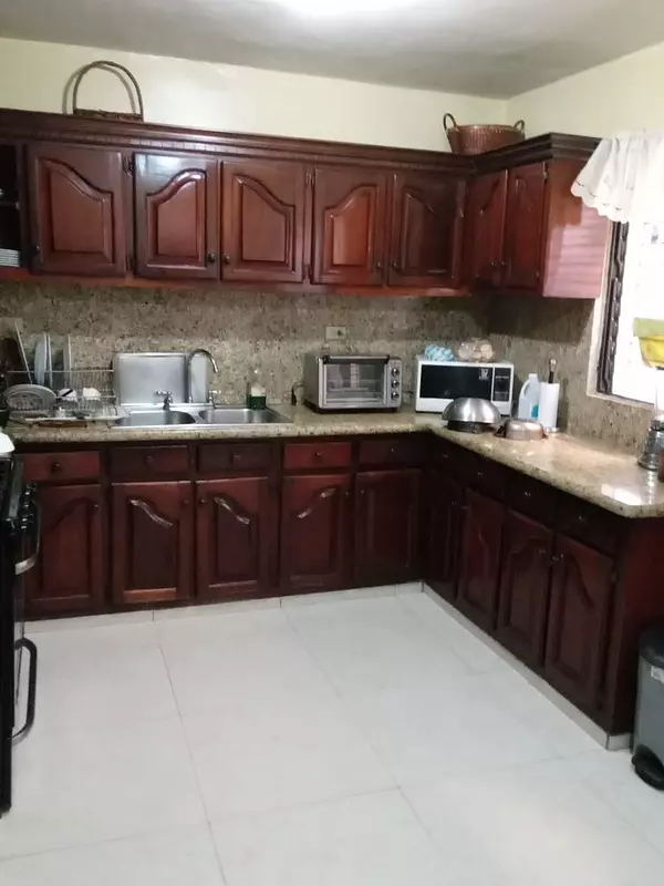 casas - VENTA DE CASA EN LOS JARDINES  9