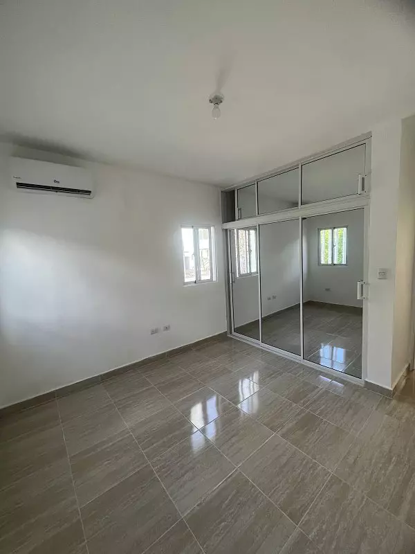apartamentos - Apartamento listo de 1 habitación en Pueblo Bávaro con línea blanca. 1er. Piso.
 7
