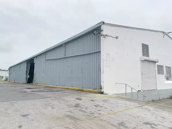 oficinas y locales comerciales - nave en alquiler  2