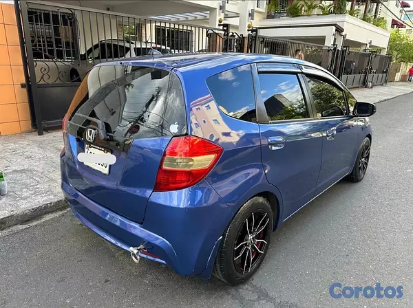 carros - Se vende Honda Fit 2013 ,  4 cilindro, versión jap 3