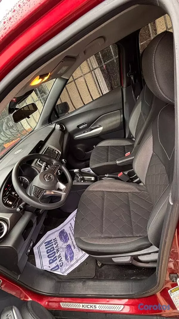 jeepetas y camionetas - NISSAN KICKS SV 2020 RECIEN IMPORTADA CLEAN CARFAX 9