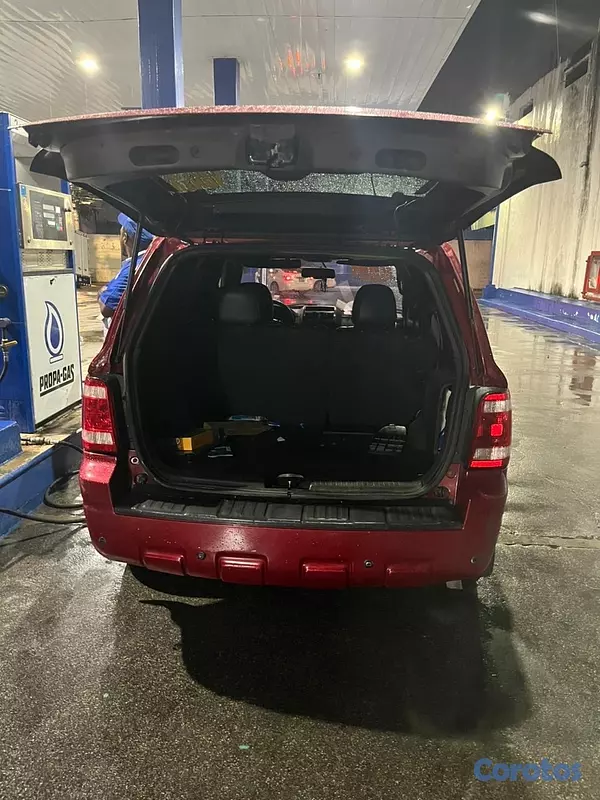 jeepetas y camionetas - Vendo ford escape 2009 limited 4WD V6* 5