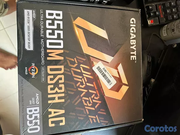 computadoras y laptops - VENDO O CAMBIO POR PS5 CON DIFERENCIA A MI FAVOR 4