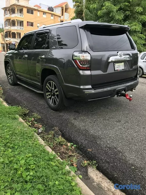 jeepetas y camionetas - Vendo 4runner 2015 full limited edition 7