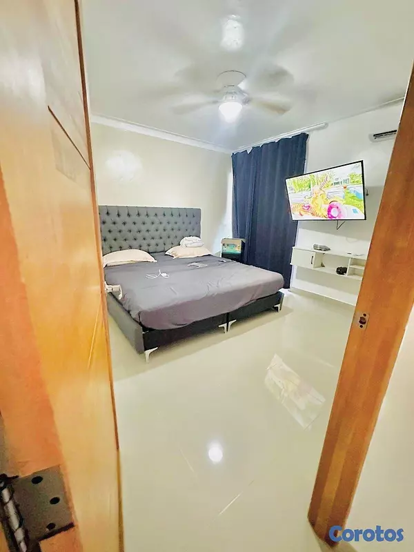 apartamentos - venta de 4ta con terraza en La autopista de san isidro con 136mts Santo Domingo  8