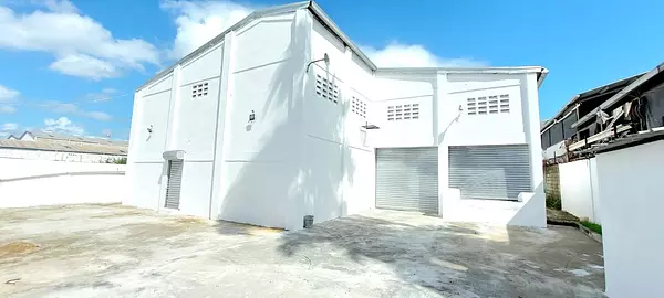 oficinas y locales comerciales - 🔵Alquilo Nave  600 mts prox al km 16 Aut. Duarte  8