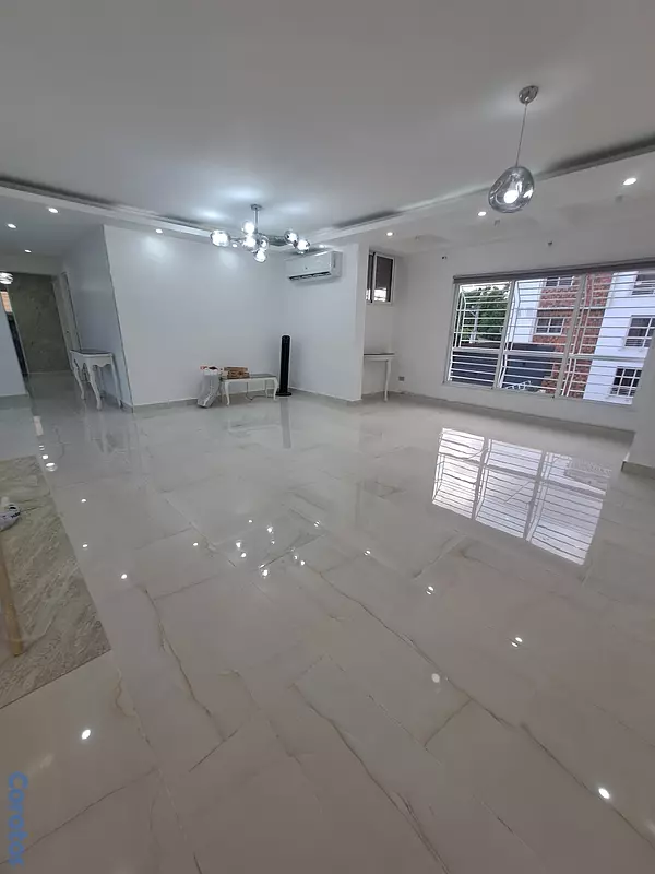 apartamentos - Alquilo Apartamento  3er piso proximo a almacenes unidos 11