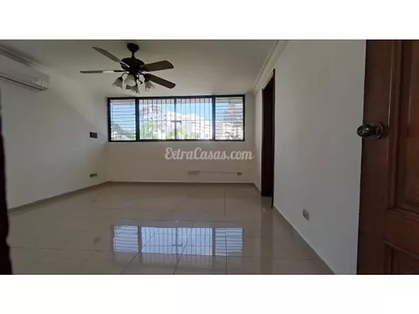 casas - Se vende casa en Los Cacicazgos  2